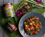 Red Curry Pork with Pineapple T