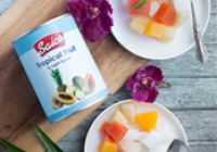Coconut jelly with fruit salad